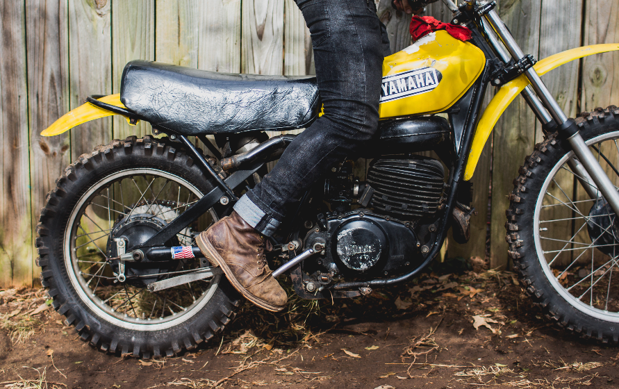 How To: Kickstarting A Motorcycle – Brother Moto